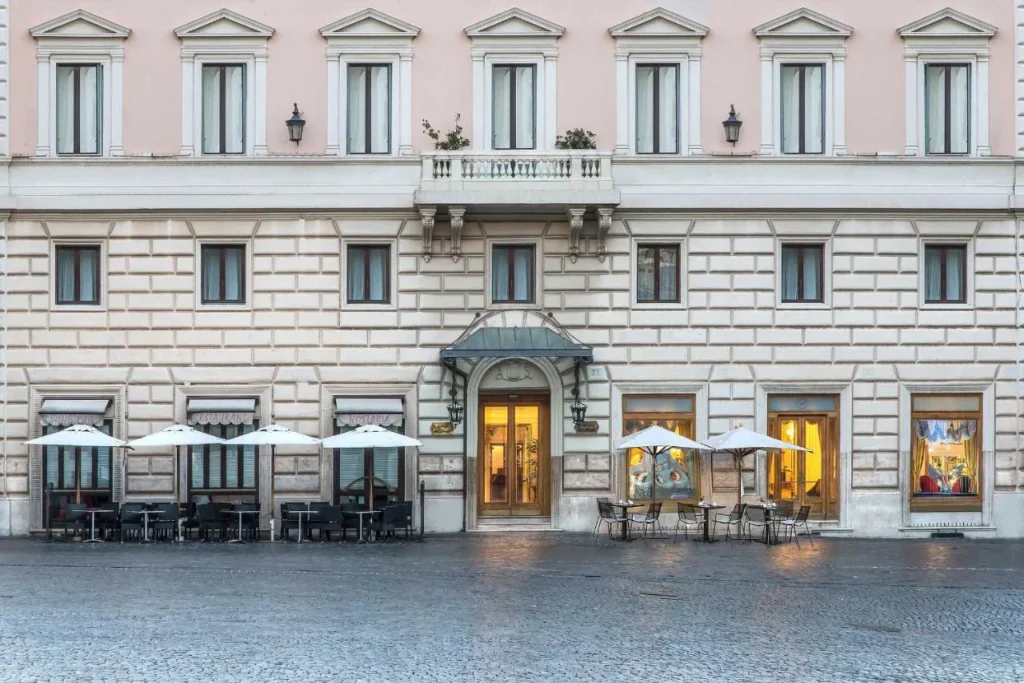 Albergo del Senato - Best Hotels In Rome For Solo Travellers