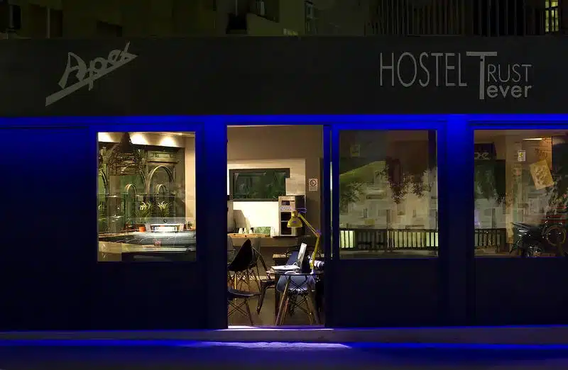 Hostel Trustever - Rome Solo Travel