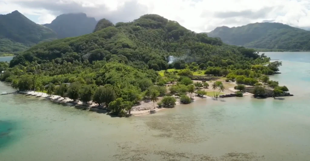 Marae of Taputapuātea - Bora Bora Solo Travel