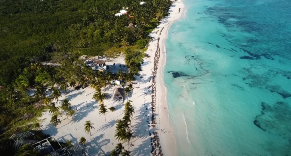 Xpu-Ha Beach - Tulum Solo Travel