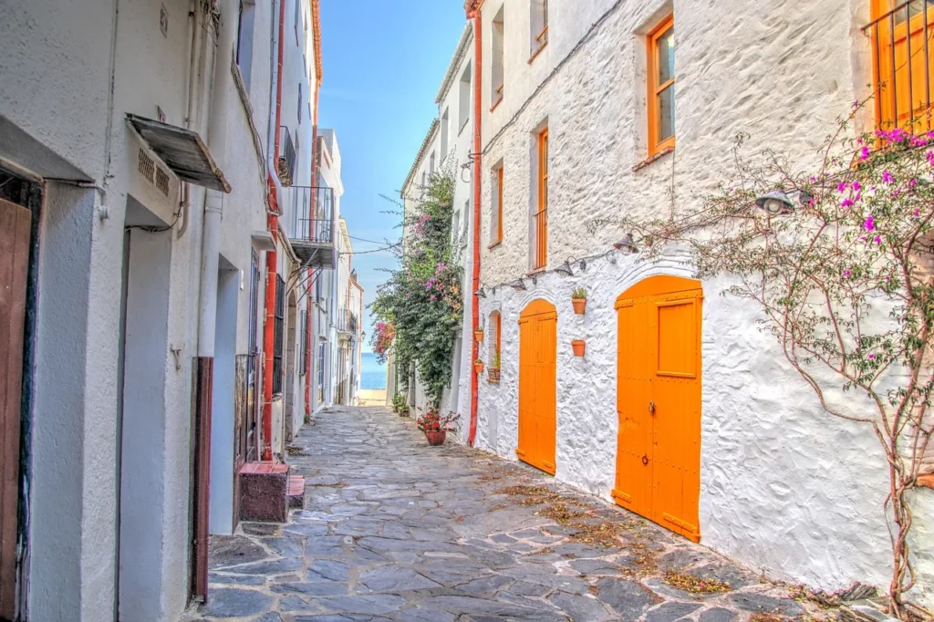 Narrow Streets in Cadaqués - Barcelona To Cadaques Day Trip